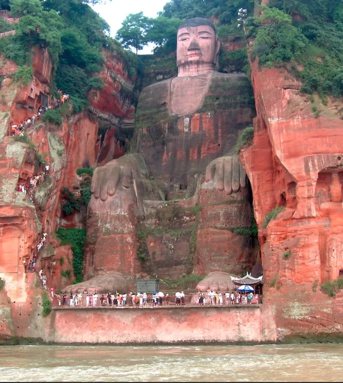 Leshan Giant Buddha (乐山大佛)