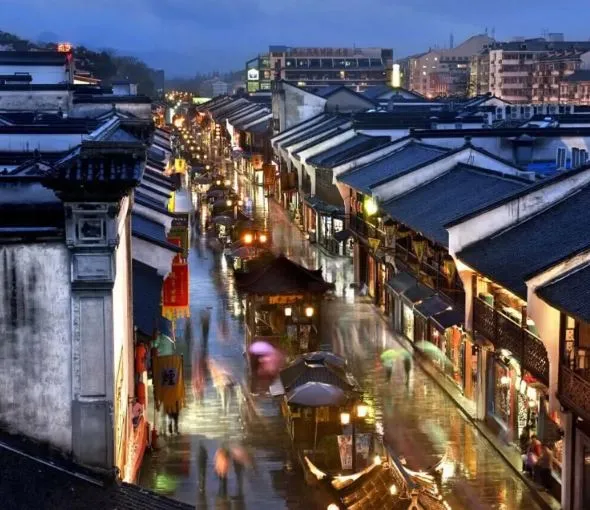 Hefang Street (河坊街)