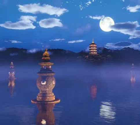Three Pools Mirroring the Moon (三潭印月)