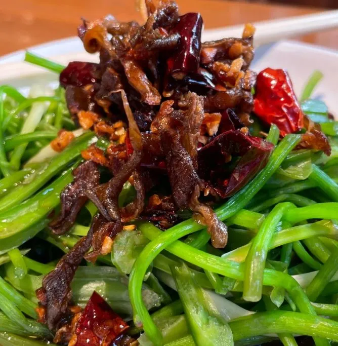 水性楊花 (スイセイヨウカ)