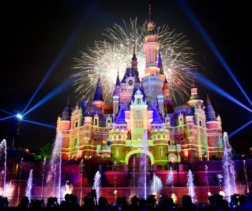 Shanghai Disneyland (上海迪士尼乐园)