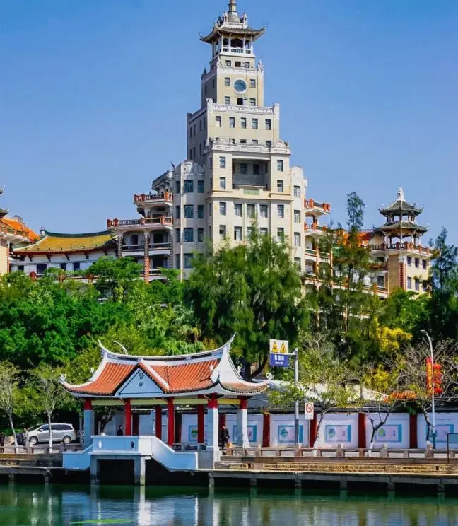 Jimei School Village (集美学村)